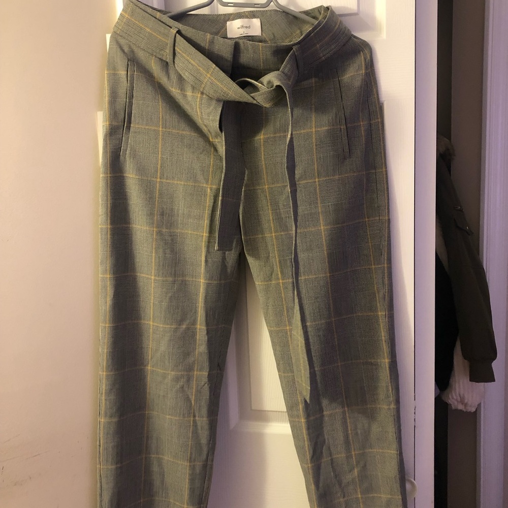 Aritzia Wilfred Tie Front Pant in Plaid